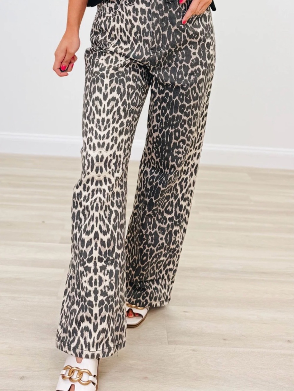 WHITE BIRCH BLACK LABEL  Leopard Wide Leg Pants